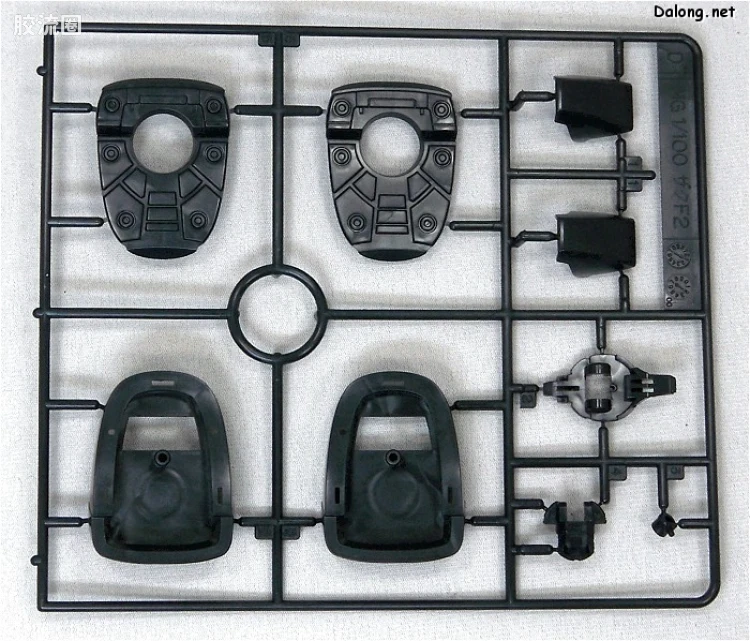 MG 竞赛奖品版 Zaku II F2 Red Clear Version - 图片